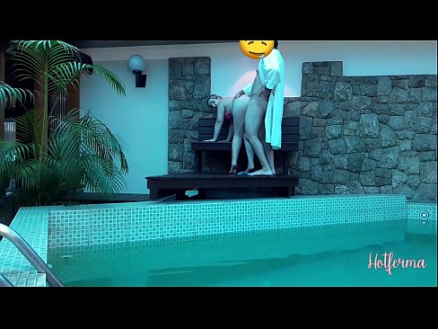 ❤️ Giimbitar sa amo ang katabang sa pool, apan dili makasukol sa init ️ Homemade porn sa pornograpiya ceb.josporn-com.ru ️❤